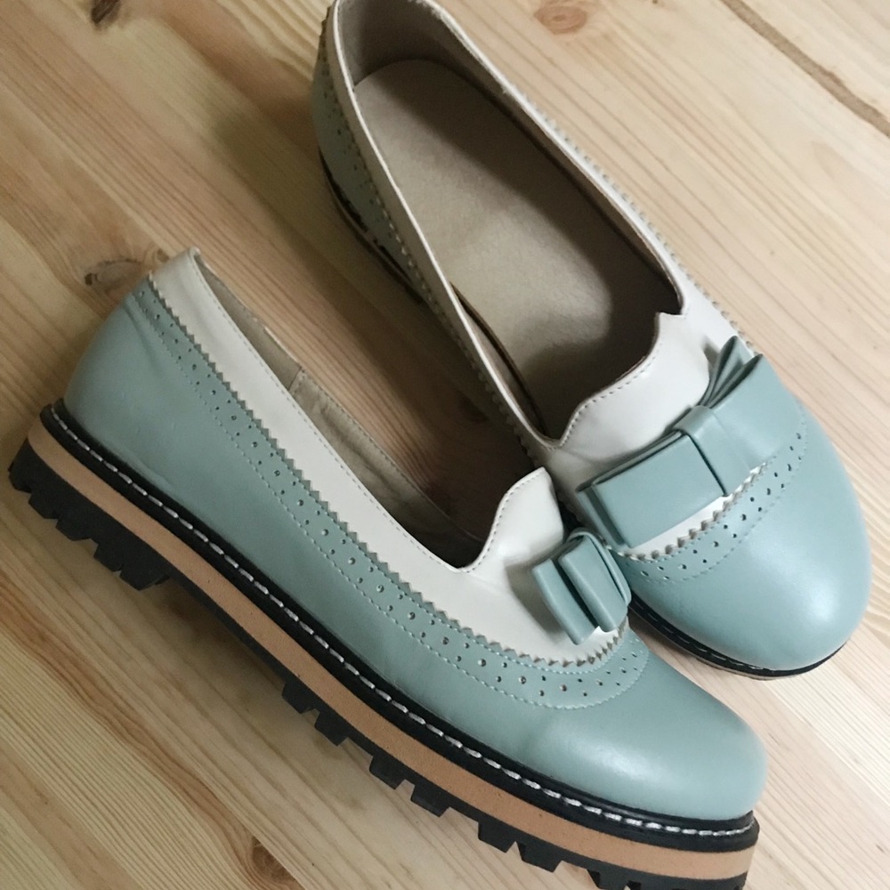 •pastel goth mary janes•